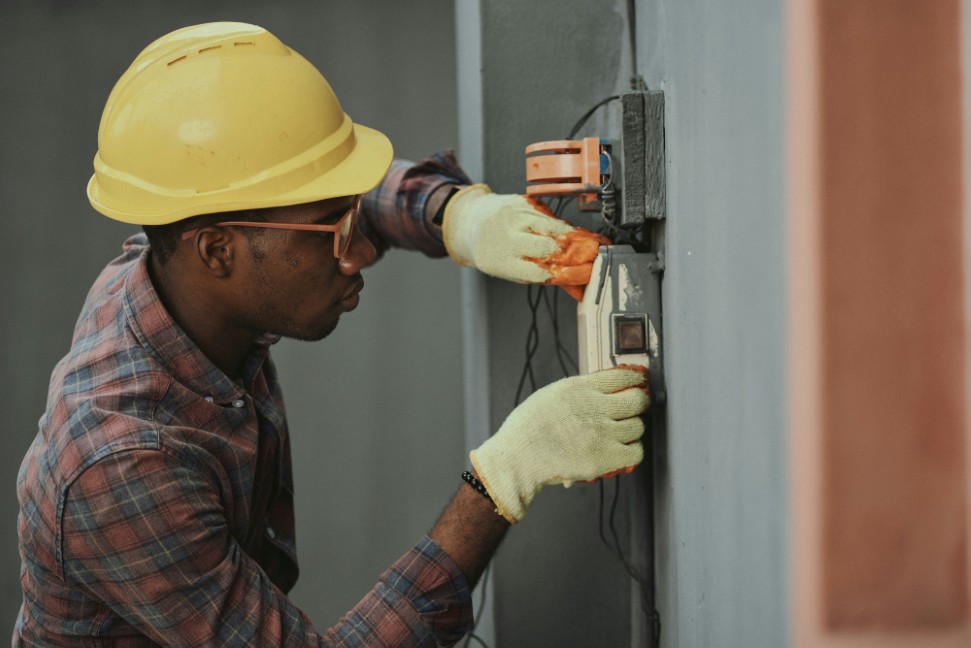 The-Importance-of-Regular-Gutter-Cleaning-in-Houston