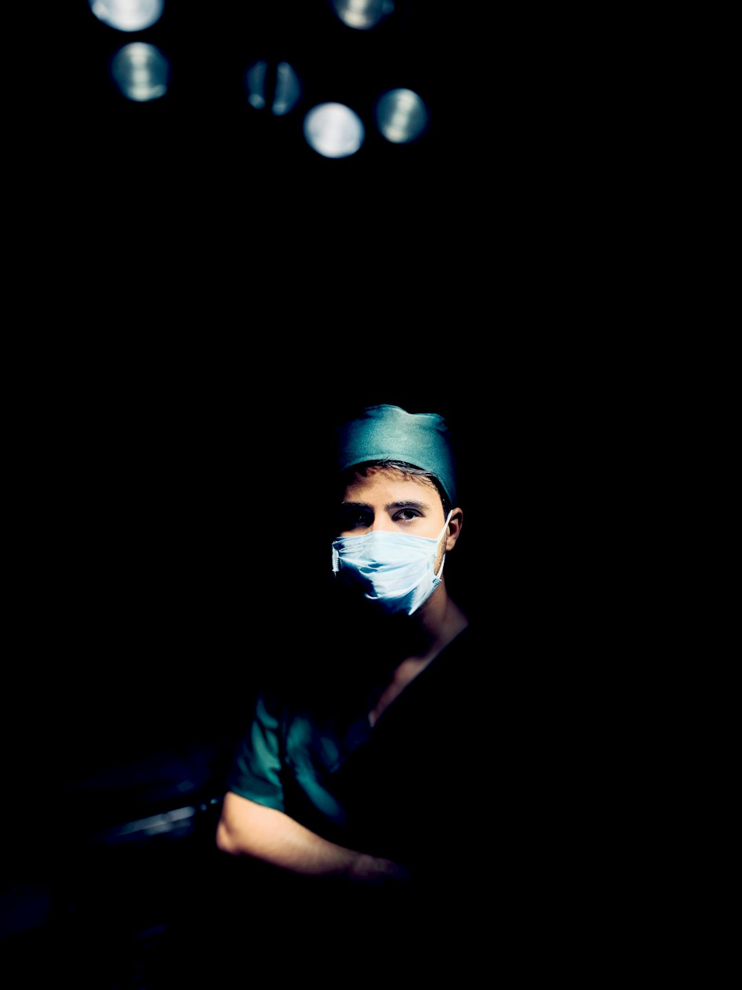 How Dr Srinjoy Saha Became Kolkata’s Go-To Plastic Surgery Expert