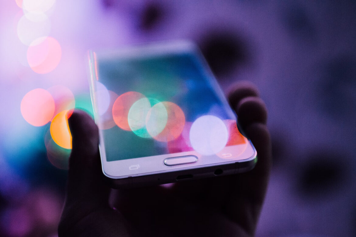 10-Tips-for-Building-a-Strong-Social-Media-Presence