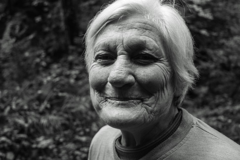 Managing Dementia at Home: Tips for Caregivers